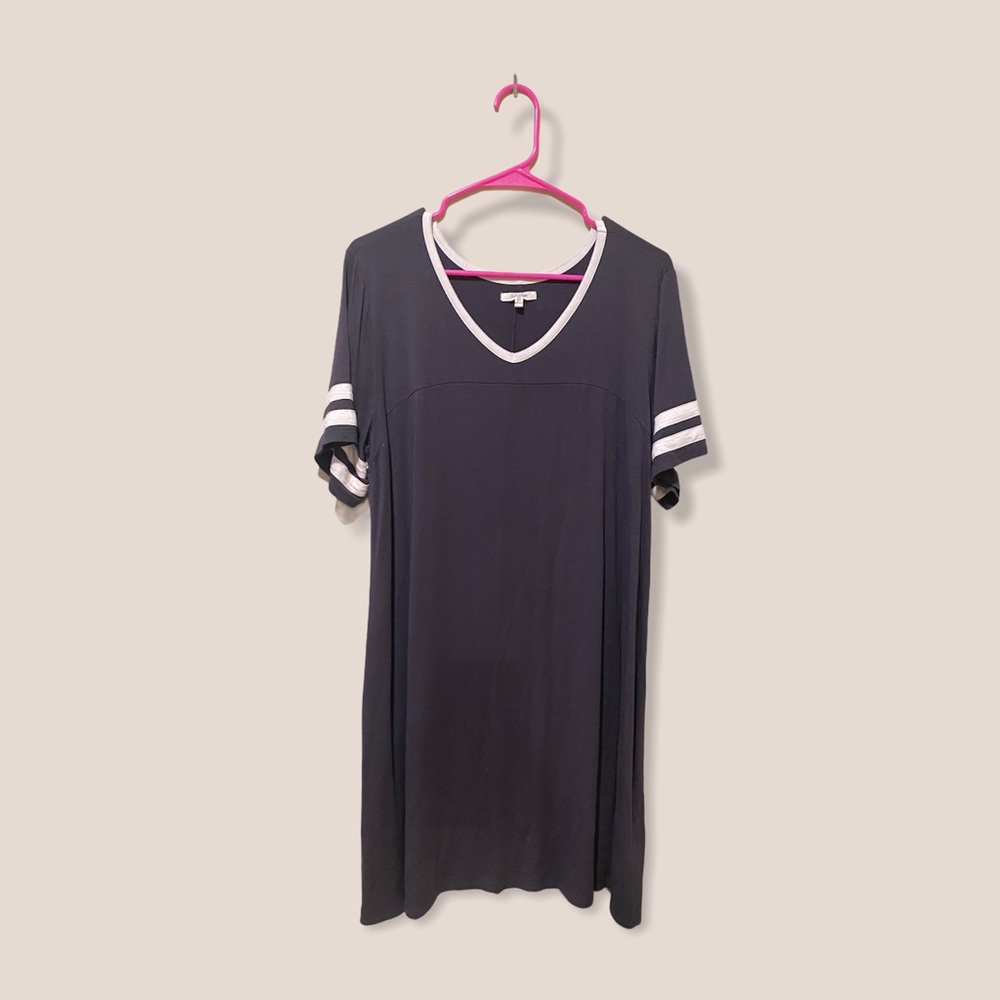 T-shirt dress